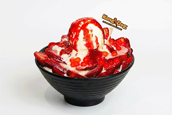 Strawberry Bingsu